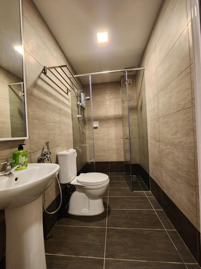 טאנה ראטה Fathers Guesthouse Age 7 Years Old And Above Only מראה חיצוני תמונה