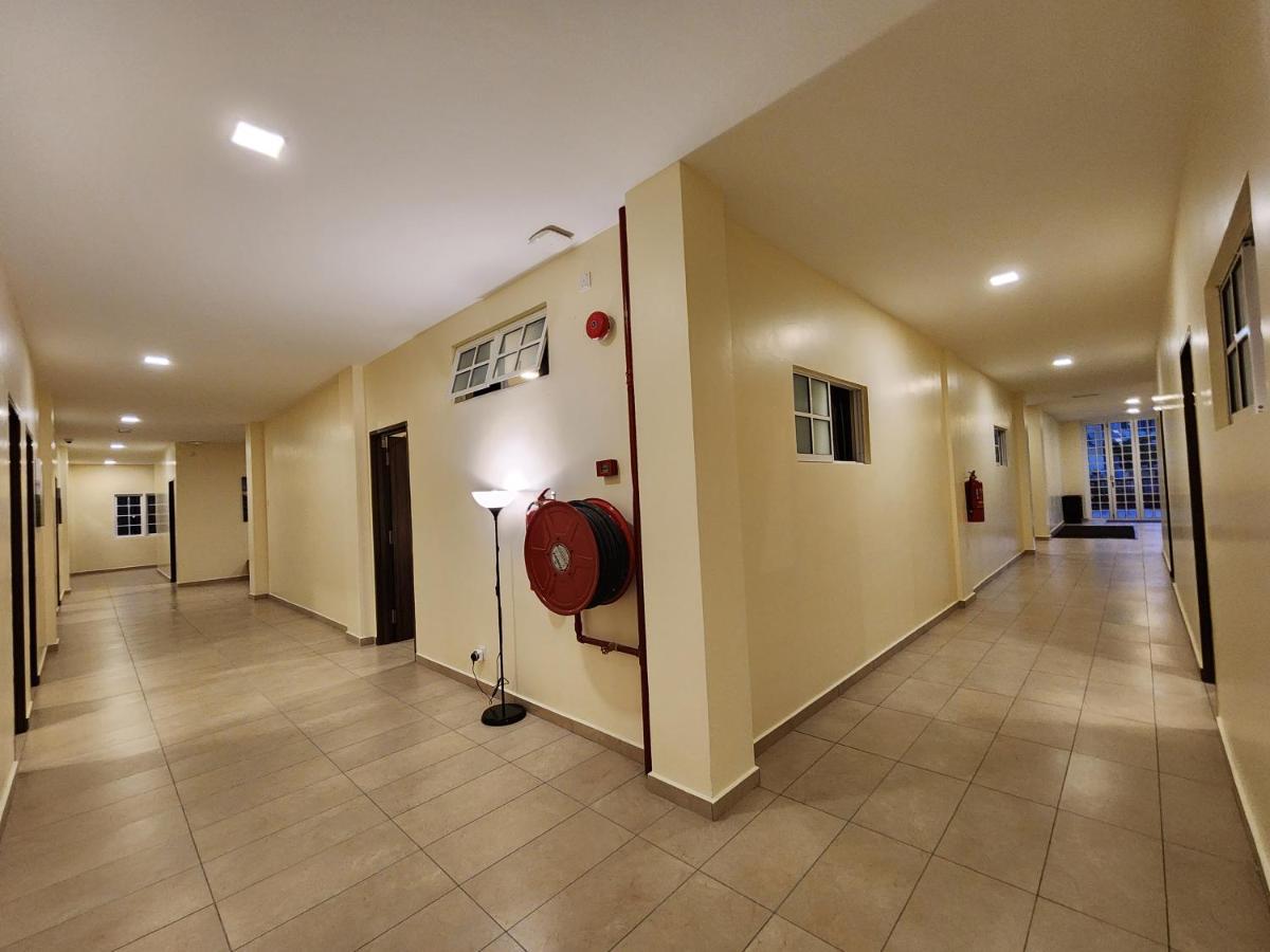 טאנה ראטה Fathers Guesthouse Age 7 Years Old And Above Only מראה חיצוני תמונה