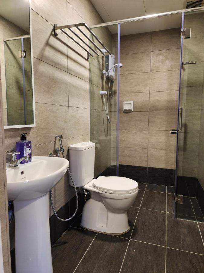 טאנה ראטה Fathers Guesthouse Age 7 Years Old And Above Only מראה חיצוני תמונה