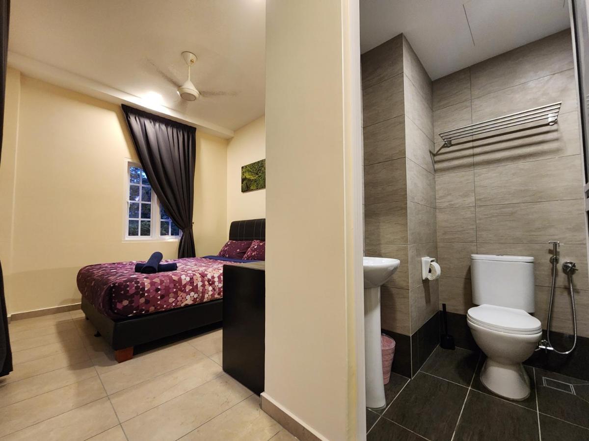 טאנה ראטה Fathers Guesthouse Age 7 Years Old And Above Only מראה חיצוני תמונה