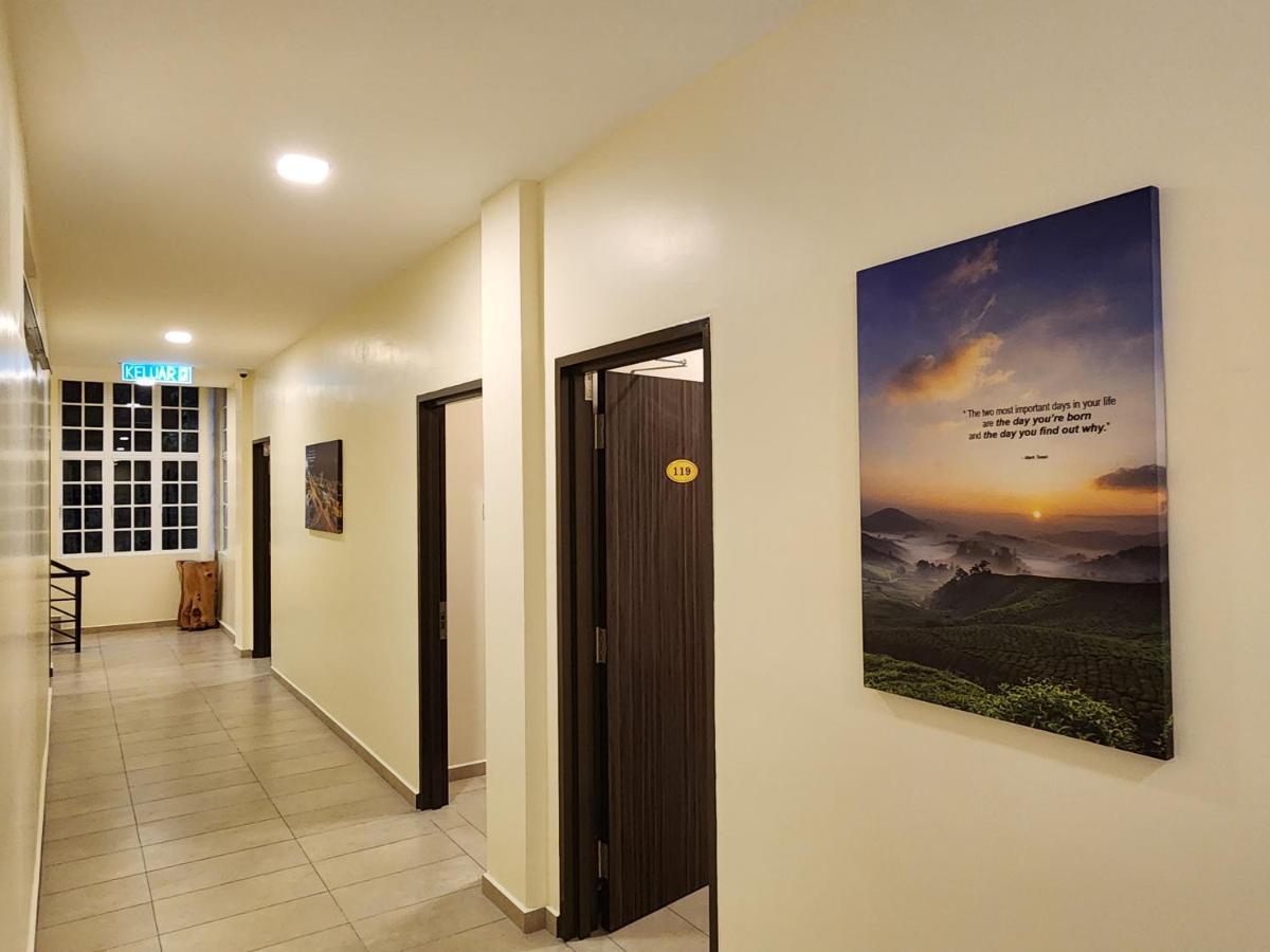 טאנה ראטה Fathers Guesthouse Age 7 Years Old And Above Only מראה חיצוני תמונה