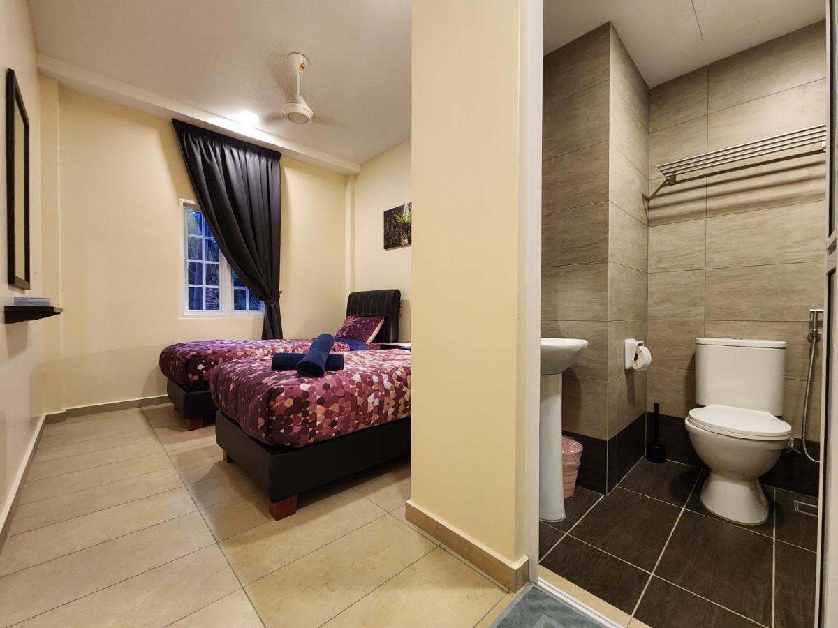 טאנה ראטה Fathers Guesthouse Age 7 Years Old And Above Only מראה חיצוני תמונה