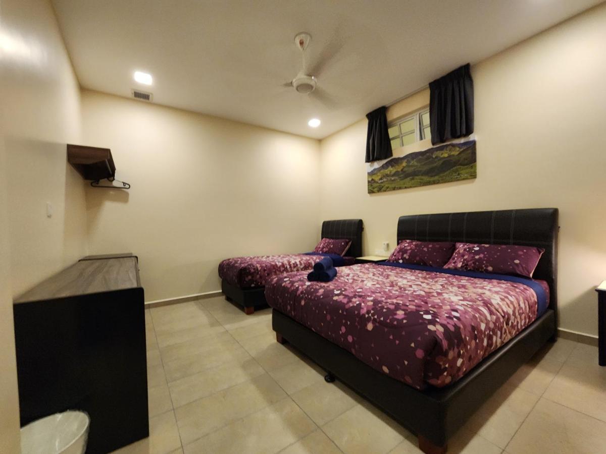 טאנה ראטה Fathers Guesthouse Age 7 Years Old And Above Only מראה חיצוני תמונה