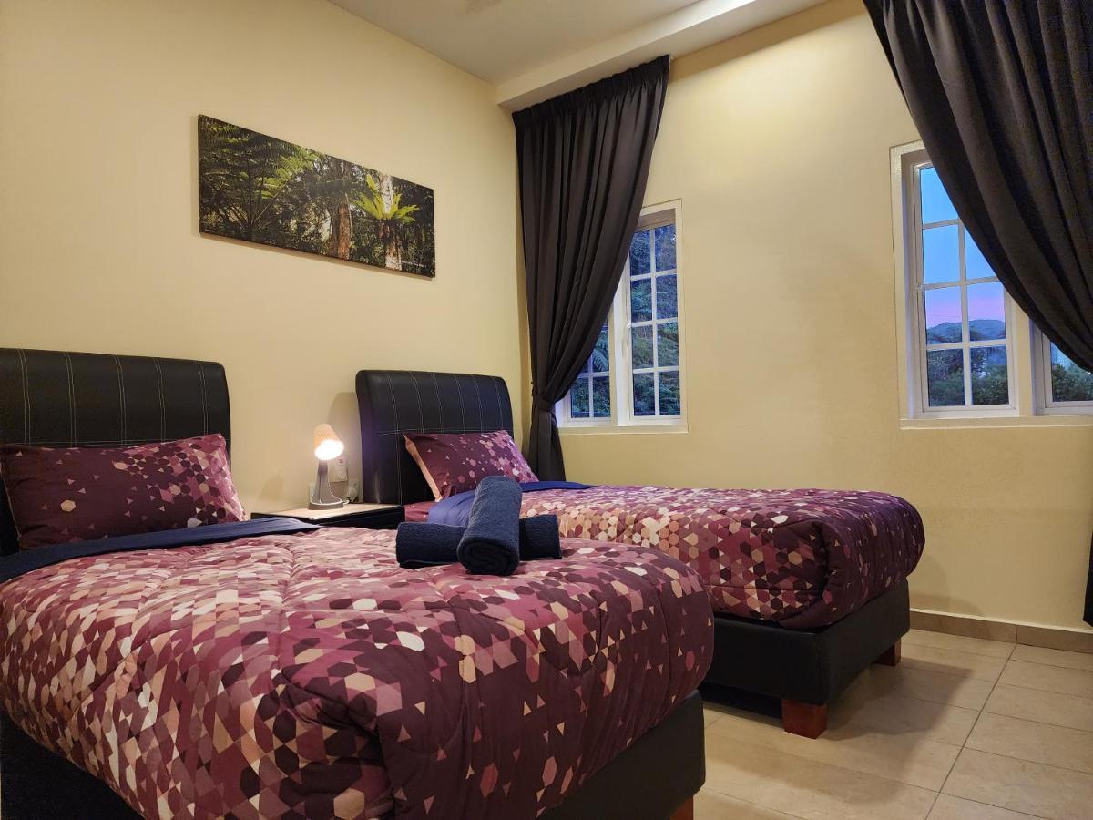 טאנה ראטה Fathers Guesthouse Age 7 Years Old And Above Only מראה חיצוני תמונה