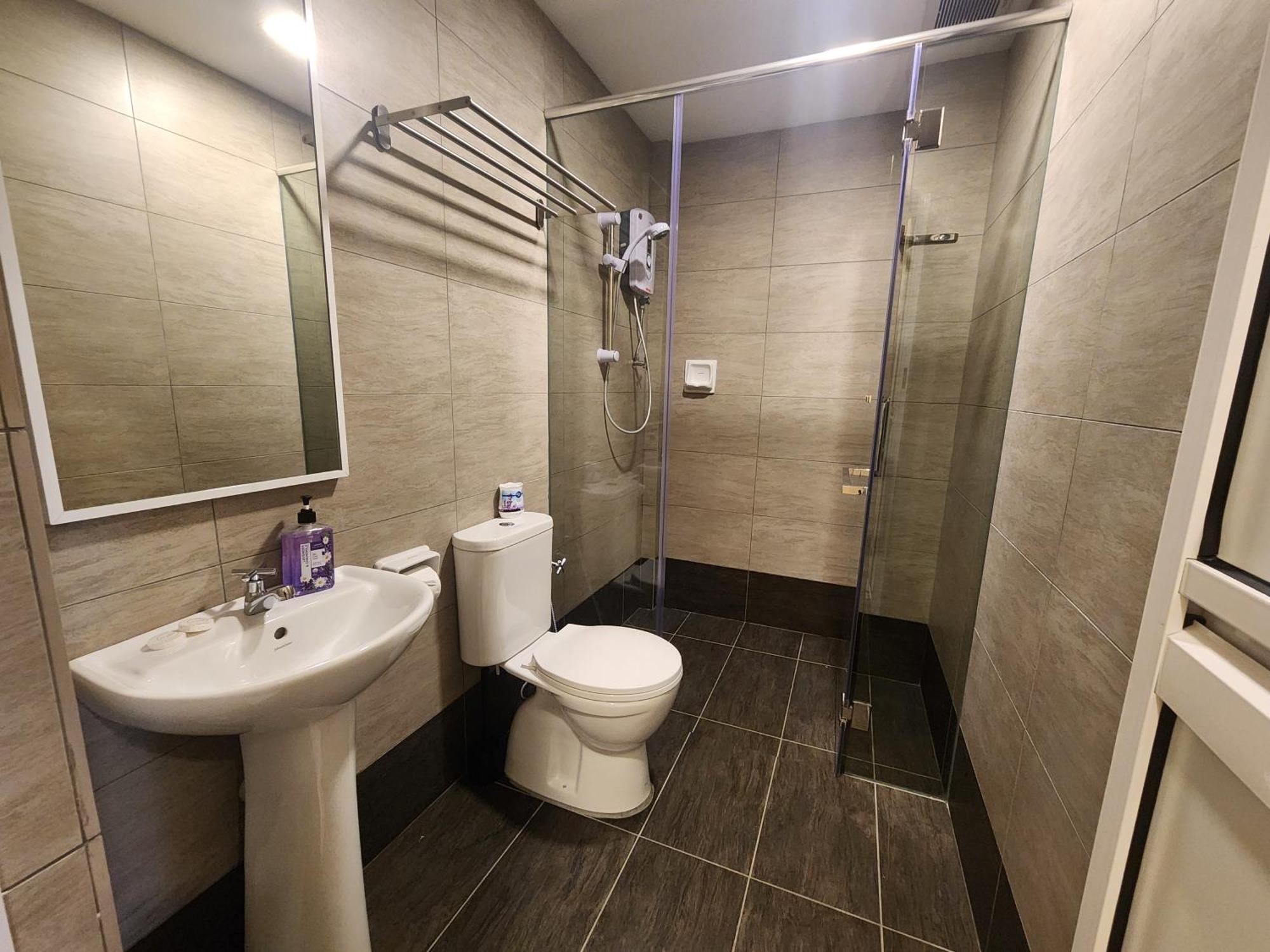 טאנה ראטה Fathers Guesthouse Age 7 Years Old And Above Only מראה חיצוני תמונה
