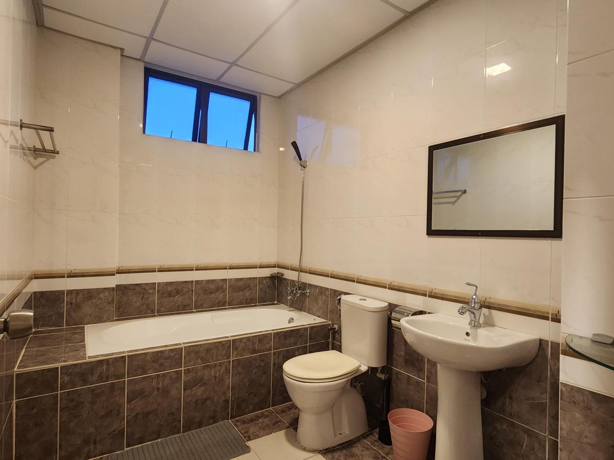 טאנה ראטה Fathers Guesthouse Age 7 Years Old And Above Only מראה חיצוני תמונה